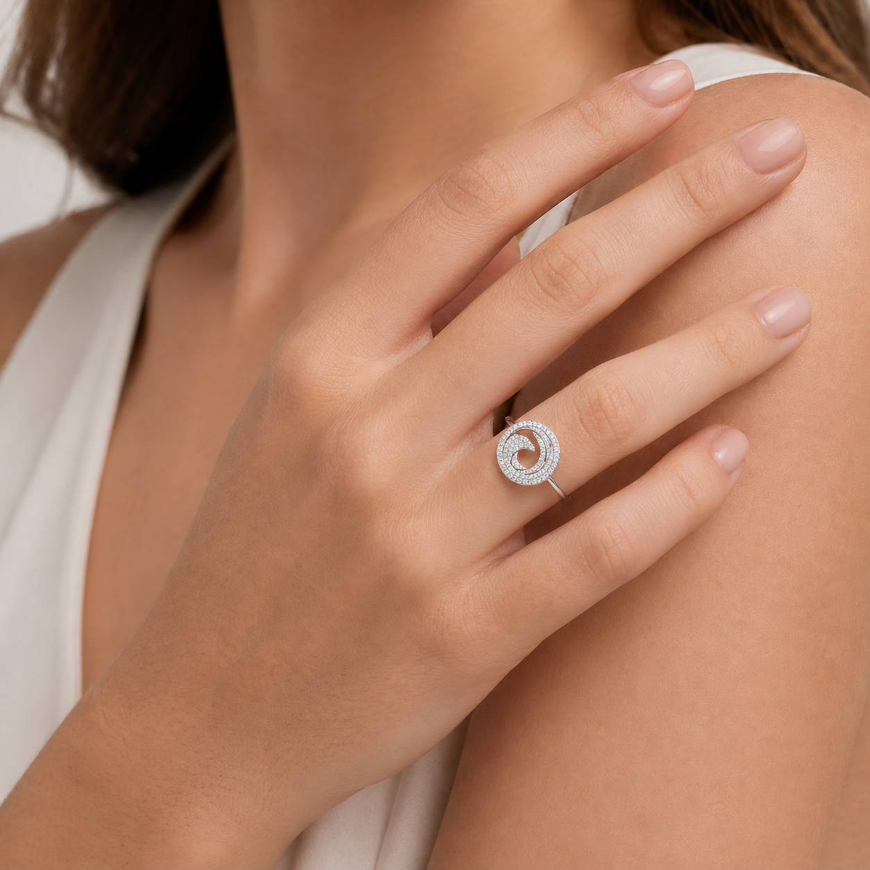 TSMITH Fênix Anel 102 Diamantes | Ouro Branco 18k